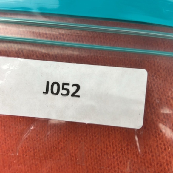 Signé Woman Orange Knit Sweater - Picture 8 of 8